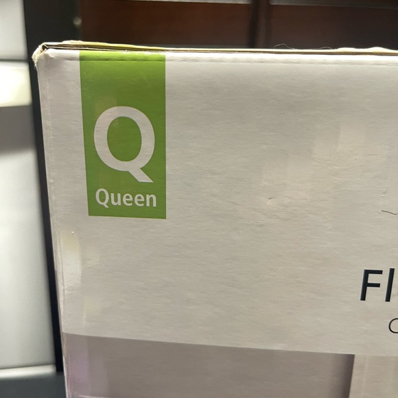 Mainstays Soft Fleece Electric Heated Blanket, Gray, Queen, 84"
× 90", 2 control - Picture 2 of 15